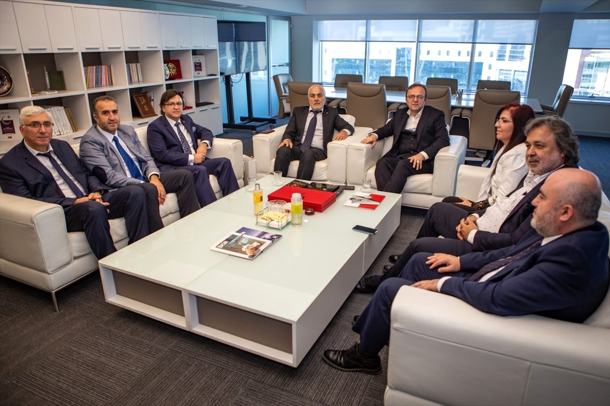 Marmara Gazeteciler Federasyonundan Basın İlan Kurumu Genel Müdürü Duran\'a ziyaret