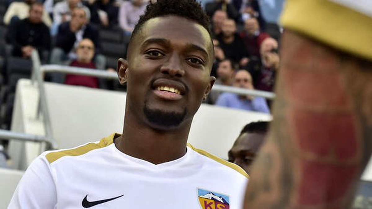 Mensah sözleşmesini feshediyor! Fenerbahçe...