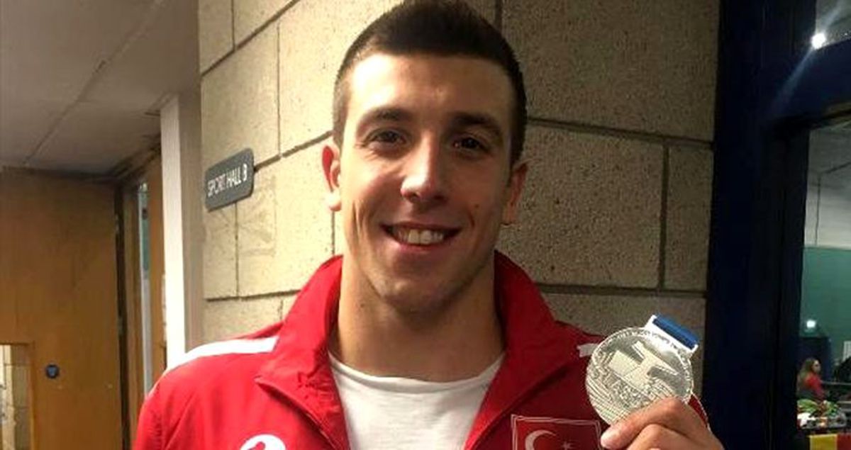 Milli yüzücü Emre Sakçı, Avrupa ikincisi oldu