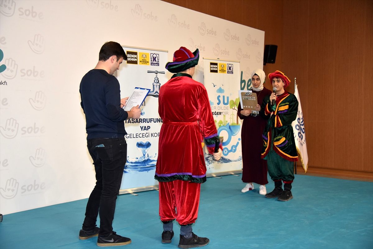 Otizmli ikizlerin Hacivat-Karagöz oyunu beğenildi