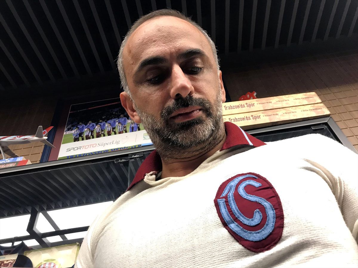 Trabzonspor aşkı evde "müze" kurdurdu