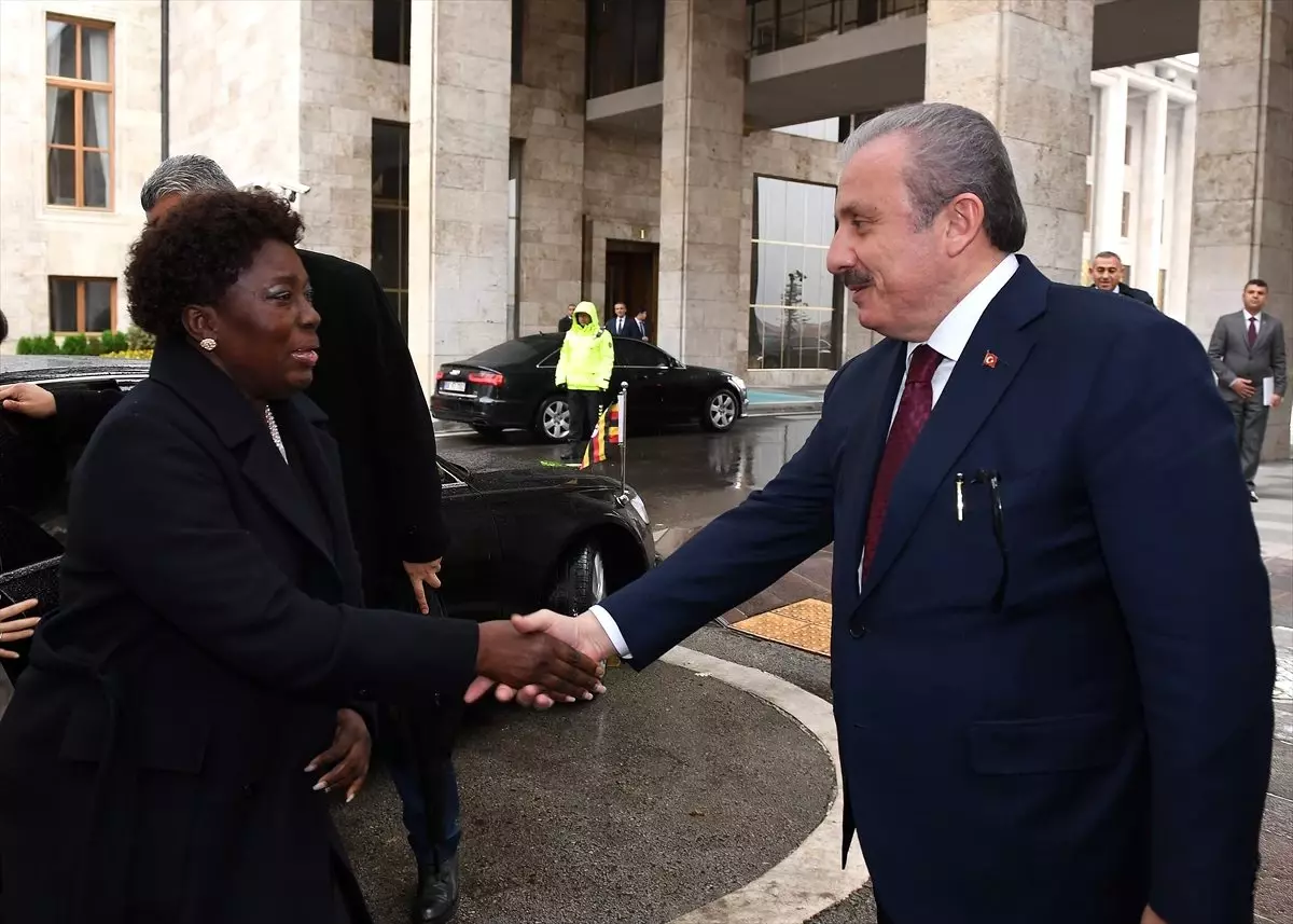 Uganda Meclis Başkanı Kadaga TBMM\'de