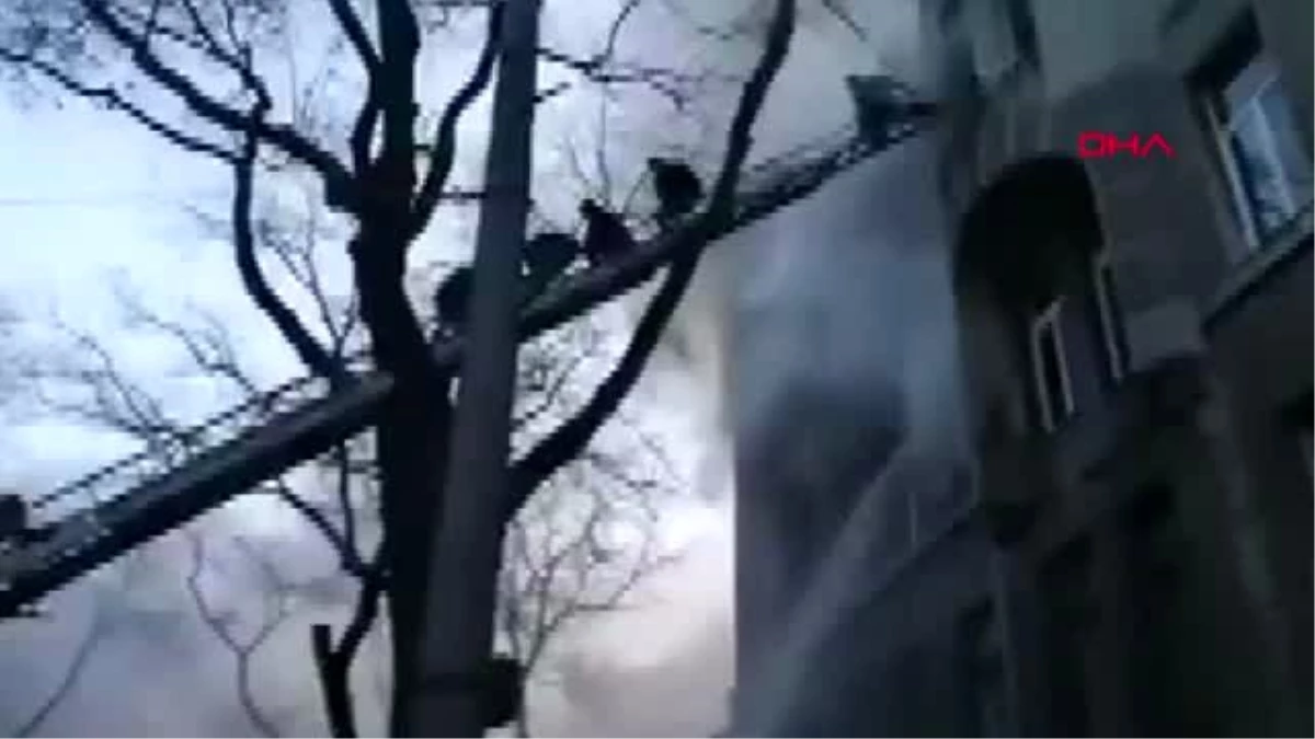 Ukrayna\'da üniversite binasında yangın 10 yaralı