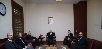 Vali Çakacak, iş dünyasının temsilcilerini kabul etti