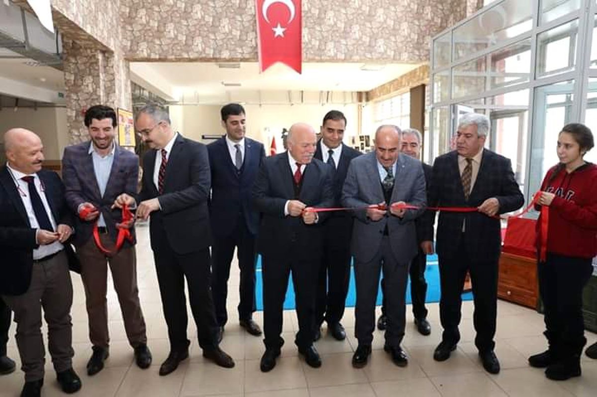 Yakutiye Anadolu Lisesi\'nde anlamlı program