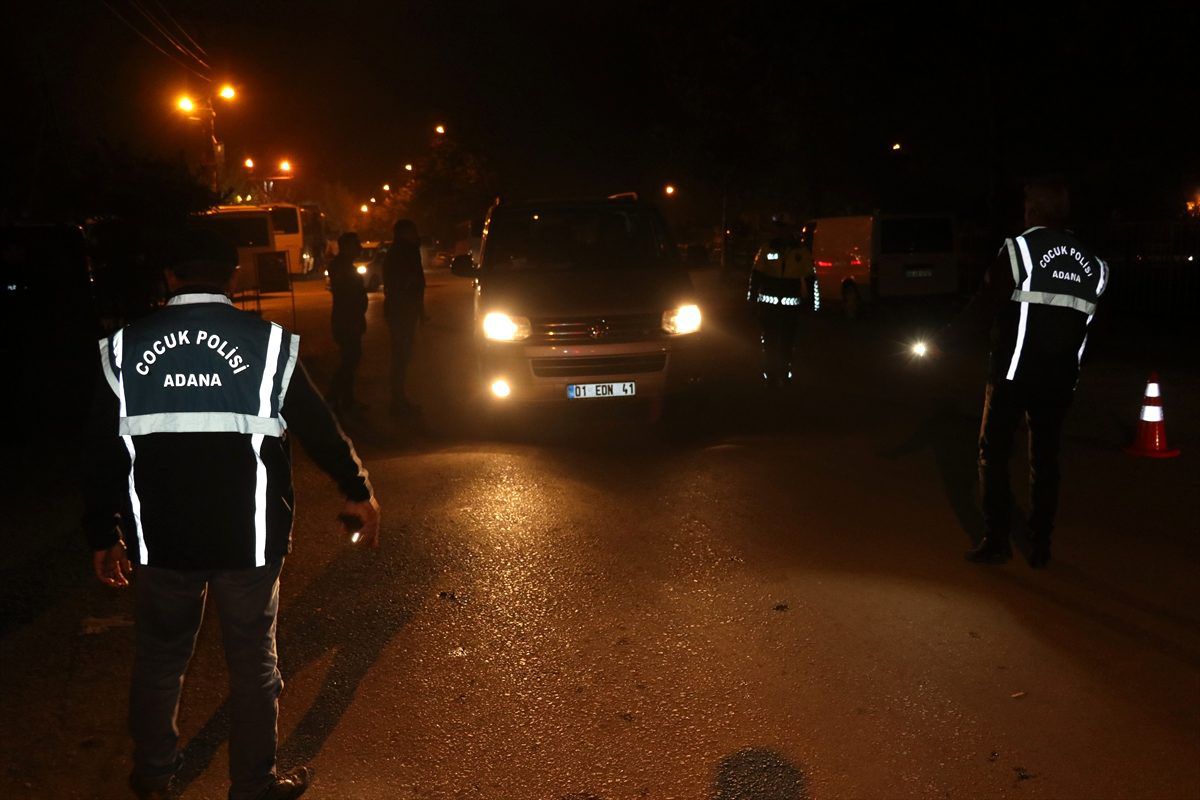 Adana\'da çeşitli suçlardan aranan 6 kişi yakalandı