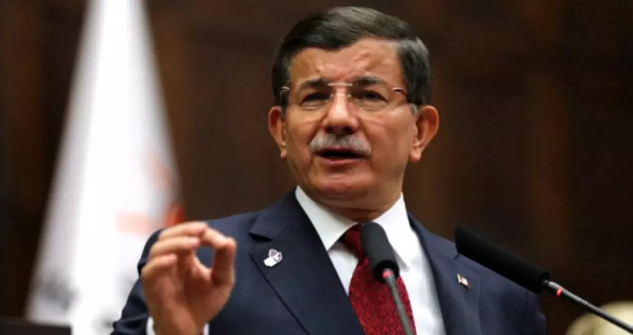 Ahmet Davutoğlu\'nun partisinin ismi için üç seçenek var: Bir Parti, Birlik ve Reform Partisi, Bizim Parti