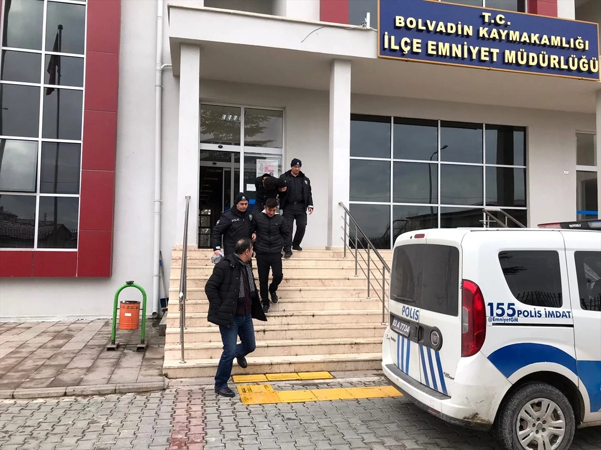 Ankara\'daki cezaevinden firar eden mahkum, Afyonkarahisar\'da yakalandı