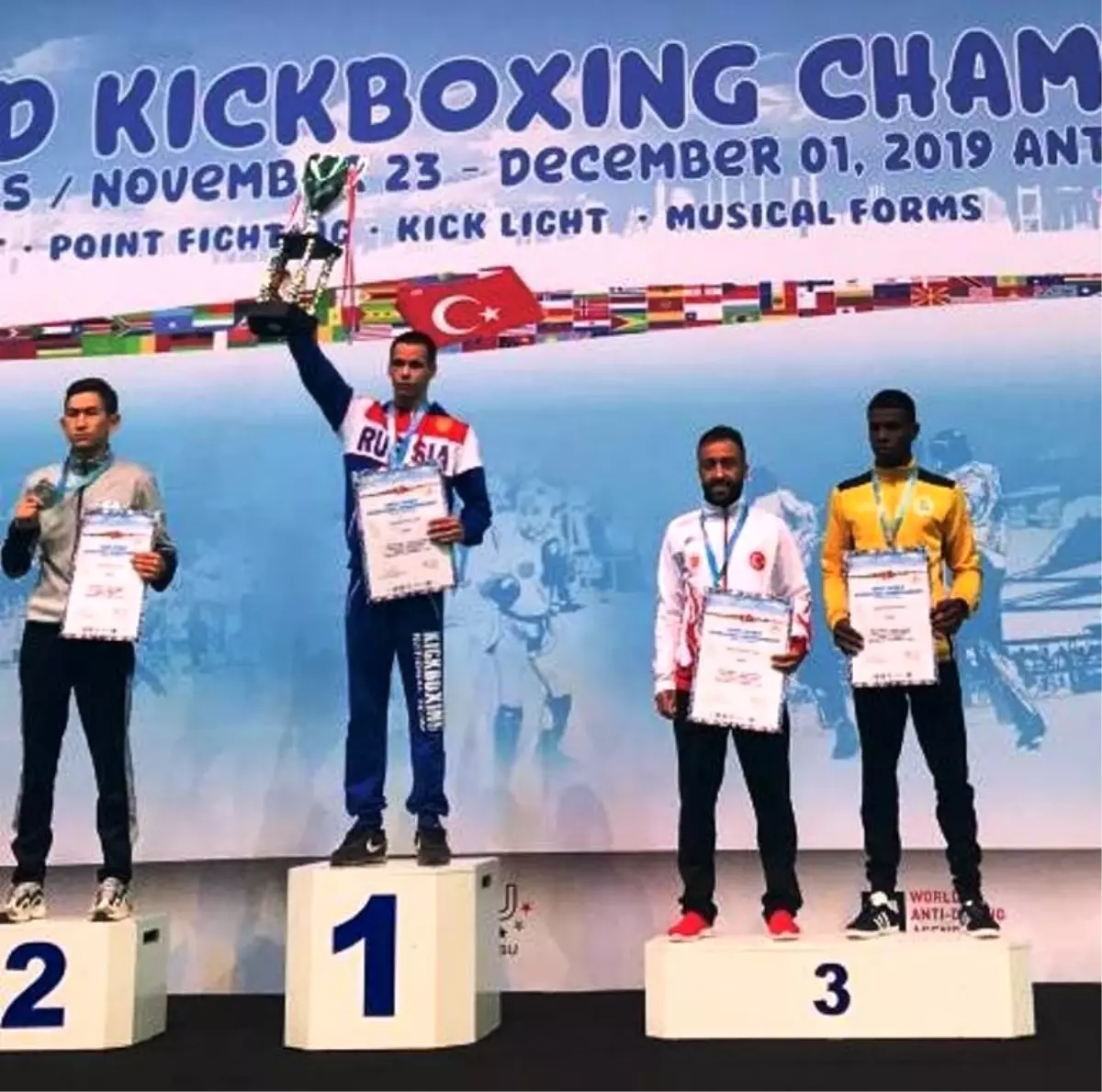 Büyükşehirin milli sporcusu Kick Boks\'ta dünya üçüncüsü oldu