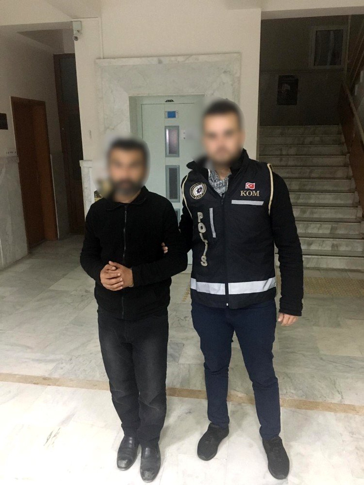 Didim\'de 1\'i Suriyeli 2 organizatör tutuklandı