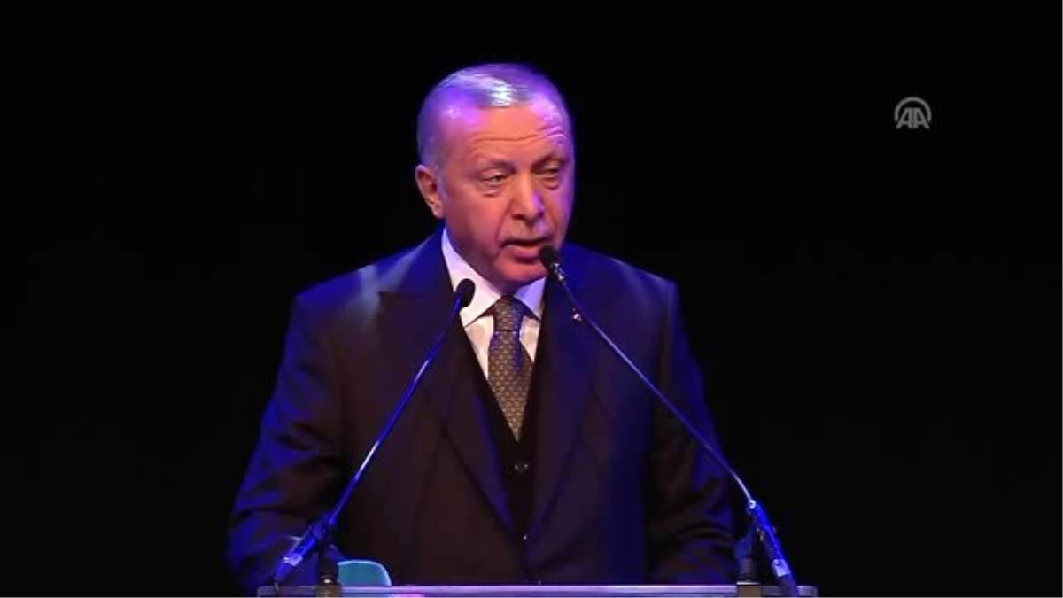 Erdoğan: "YPG\'li teröristler ile FETÖ\'cü alçaklara meydanı bırakmamanızı istiyoruz"