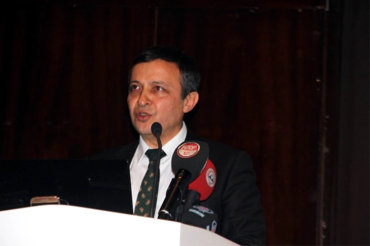 ERÜ Rektörü Prof. Dr. Çalış: "Türk kadını seçme ve seçilme hakkını birçok Avrupa ülkelerinden daha...