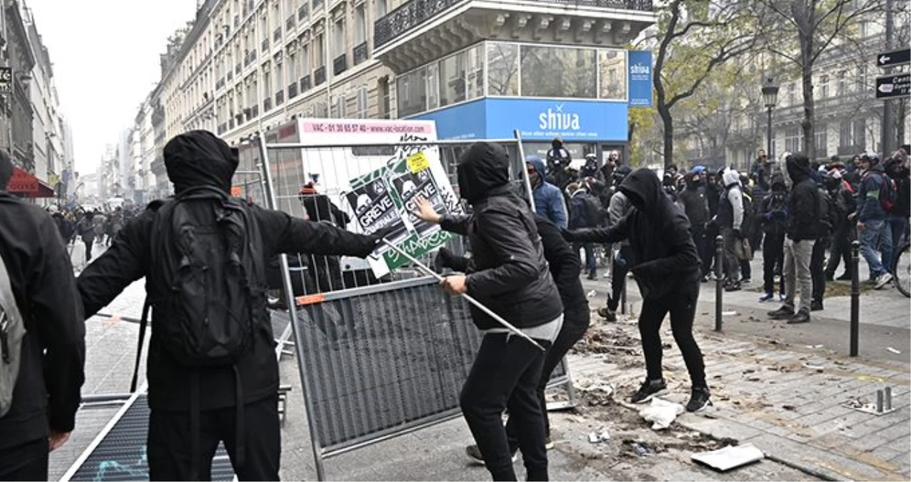 Fransa\'daki emeklilik reformu protestoları yer yer şiddete dönüştü