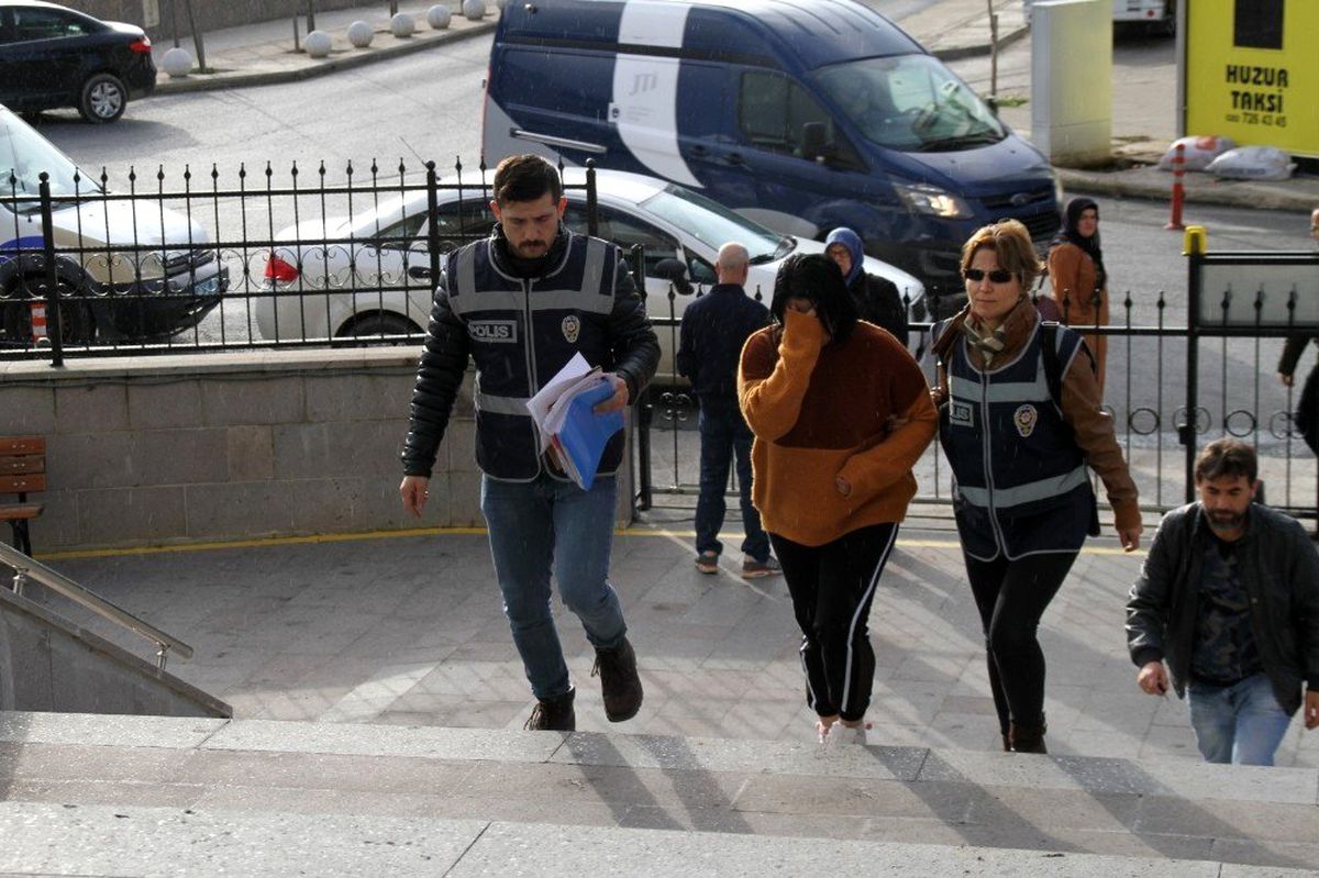 Fuhuş yaptırdığı iddia edilen kadın tutuklandı