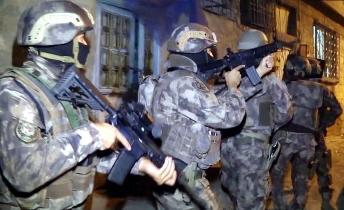 Gaziantep\'te 915 polisle uyuşturucu operasyonu: 25 gözaltı