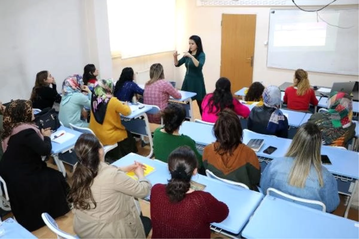 Hakkari Üniversitesi girişimci kadınlar yetiştiriyor