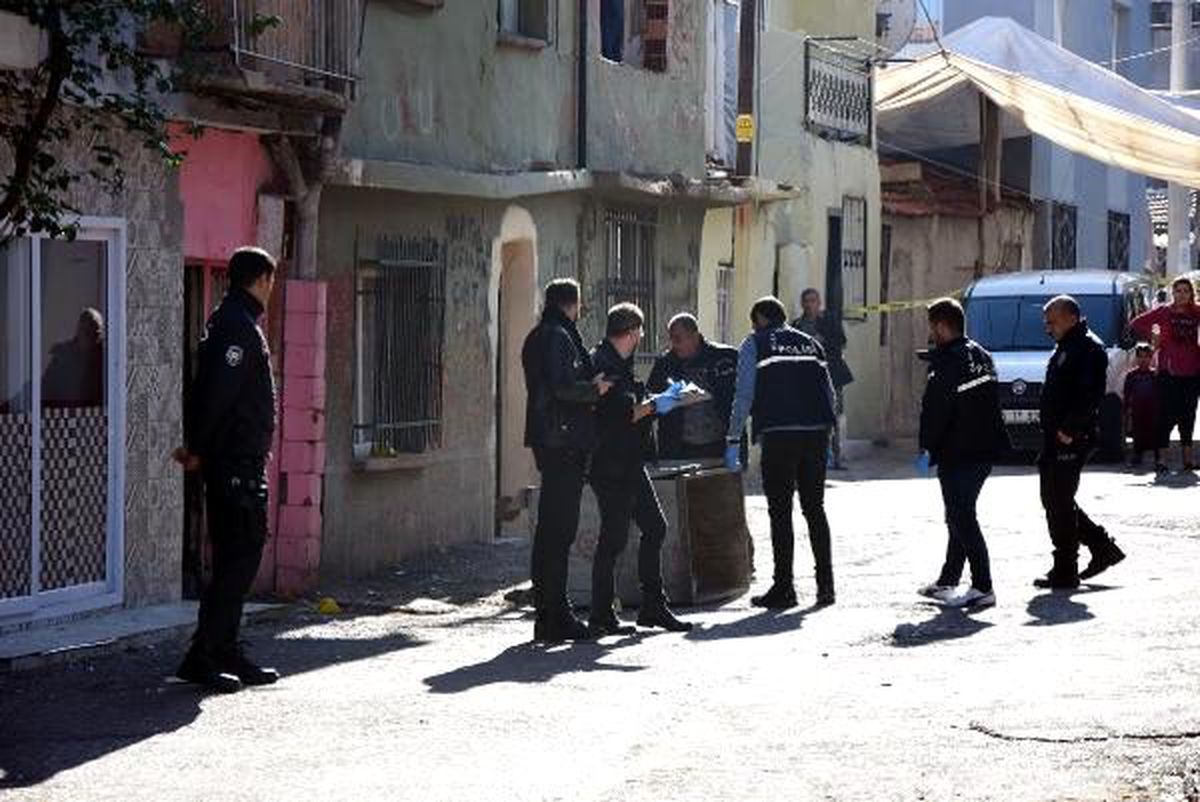 İzmir\'de silahlı çatışma: 10 yaralı