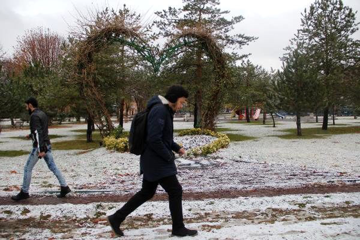 Kayseri\'de kar yağdı