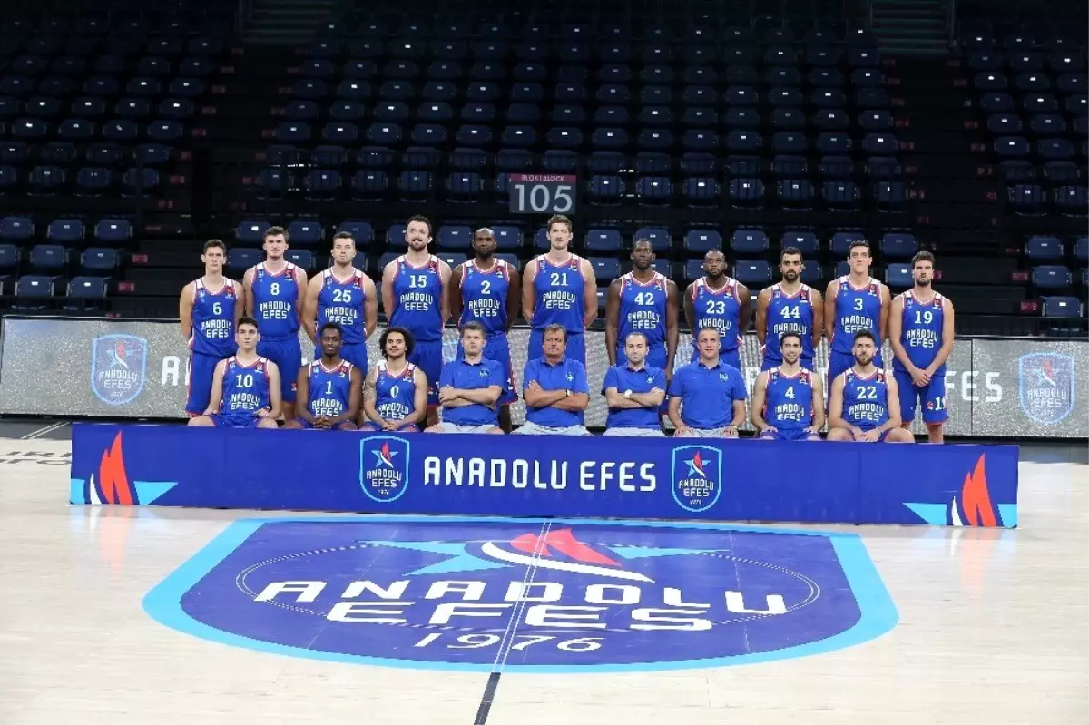 Lider Anadolu Efes, Baskonia deplasmanında