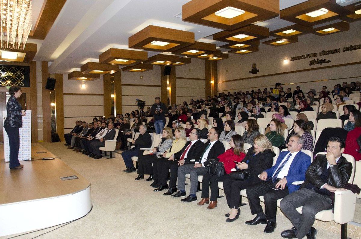 Malatya\'da kanserle mücadele konferansı