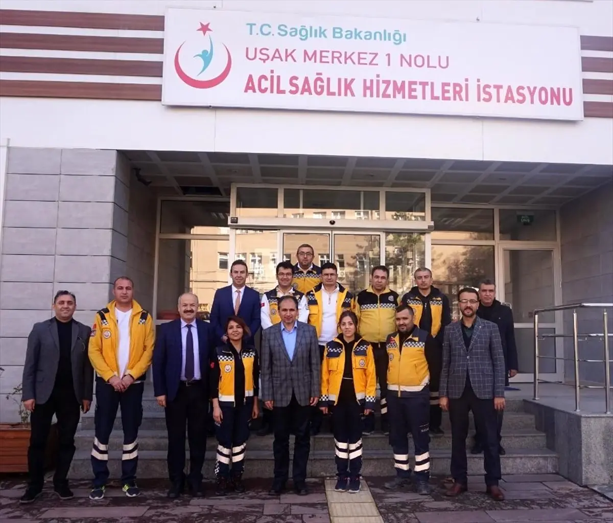 Milletvekili Güneş, Uşak 112 Acil Çağrı Merkezini ziyaret etti