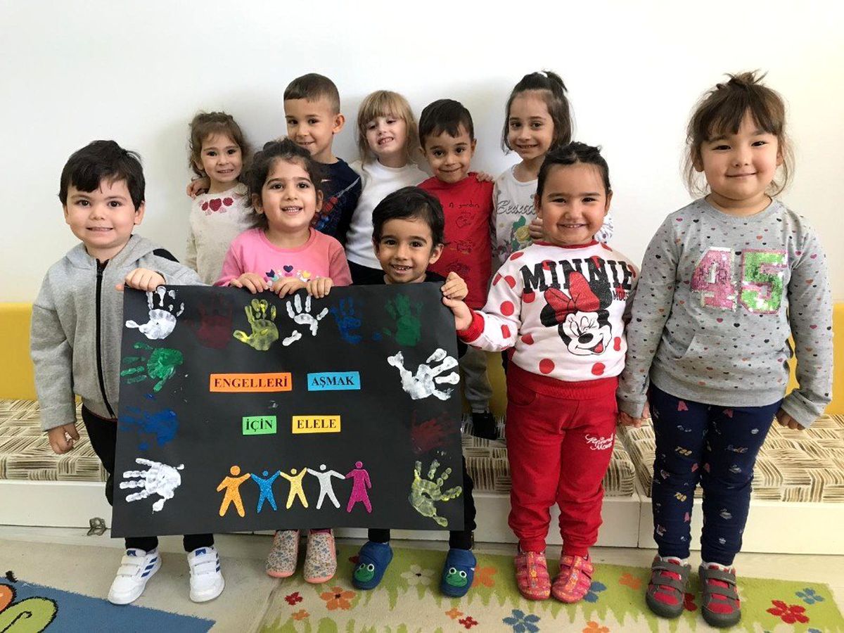 Minikler engelleri kaldırıyor
