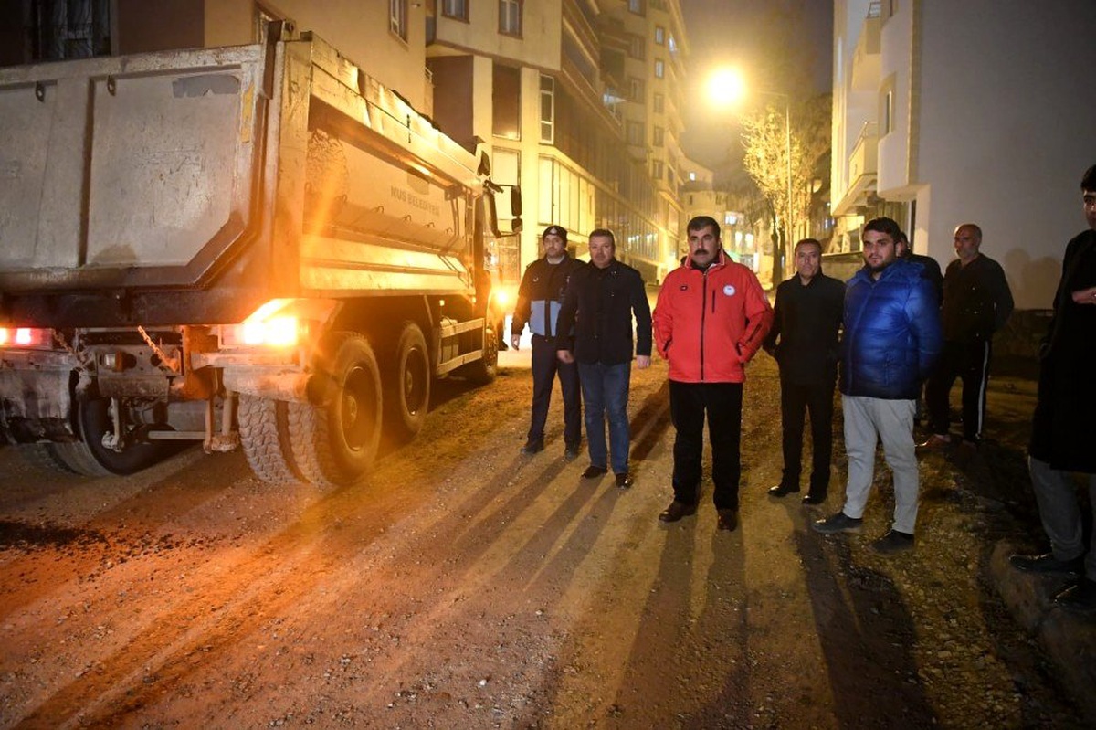 Muş Belediyesi çalışmalarıyla ezber bozuyor