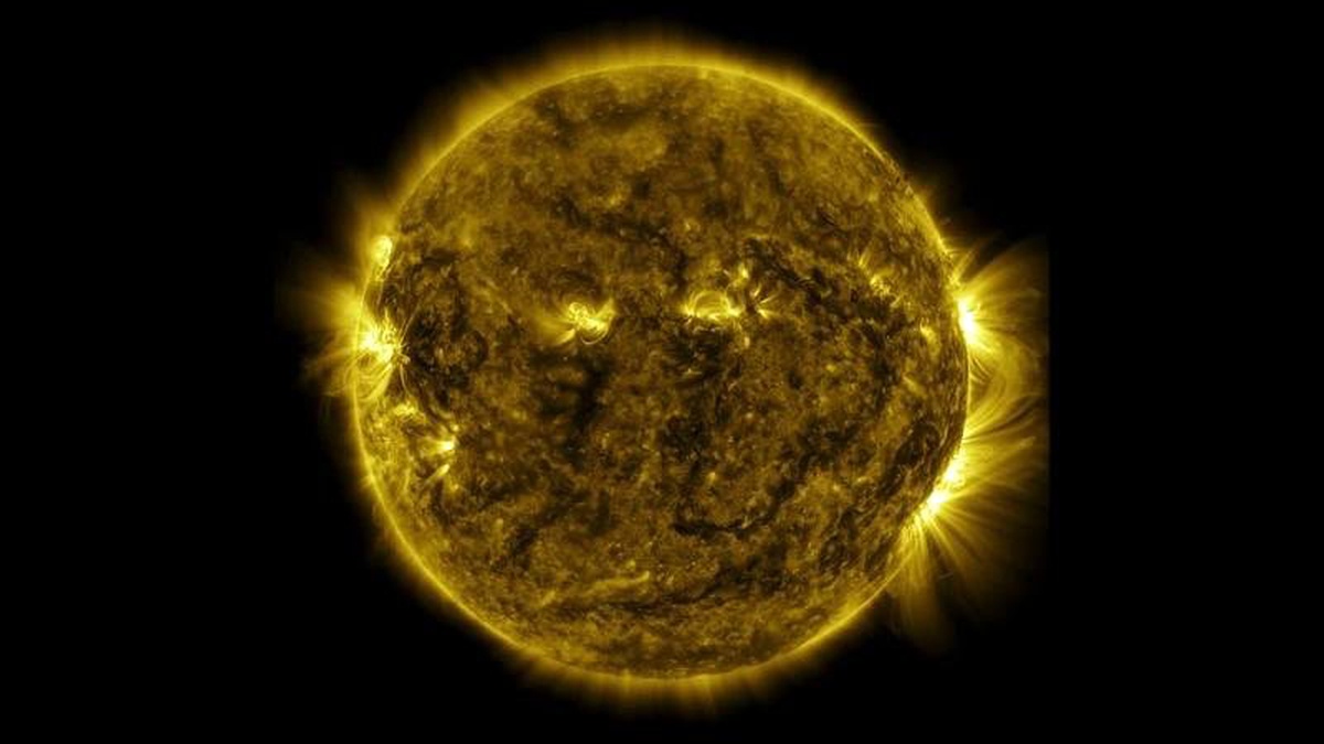 NASA\'nın Parker sondası Güneş\'i en yakından gören araç oldu