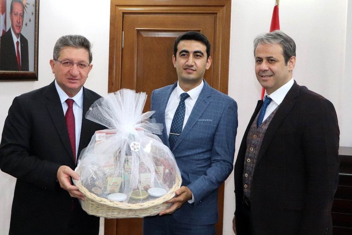 Nazilli Ticaret Odası\'ndan Bozdoğan\'ın yeni Kaymakamına ziyaret