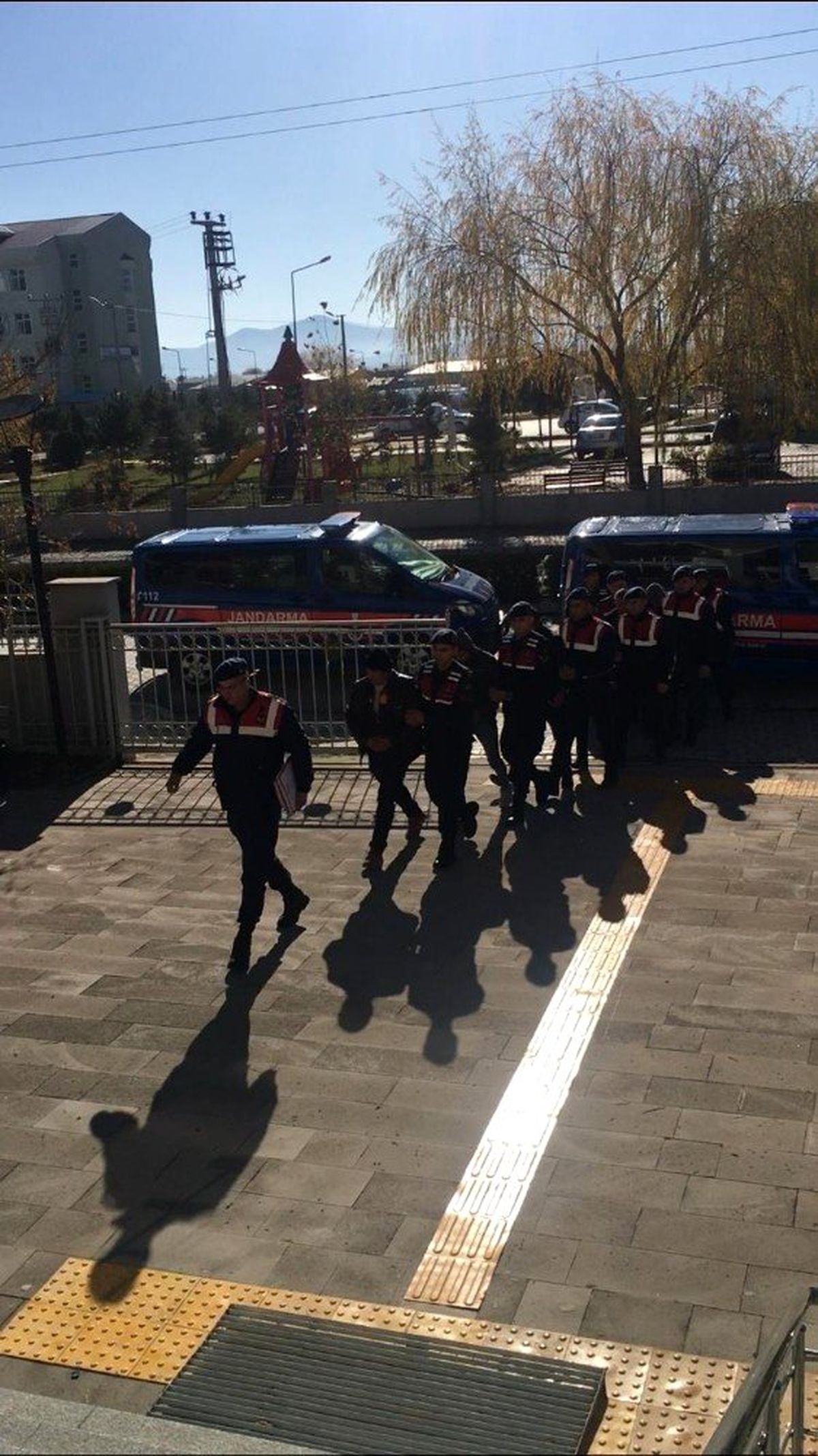 Şuhut\'ta jandarma ekipleri hayvan hırsızlarını enseledi