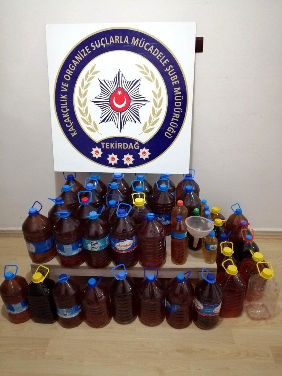 Tekirdağ\'da yılbaşı öncesi kaçak içki operasyonu