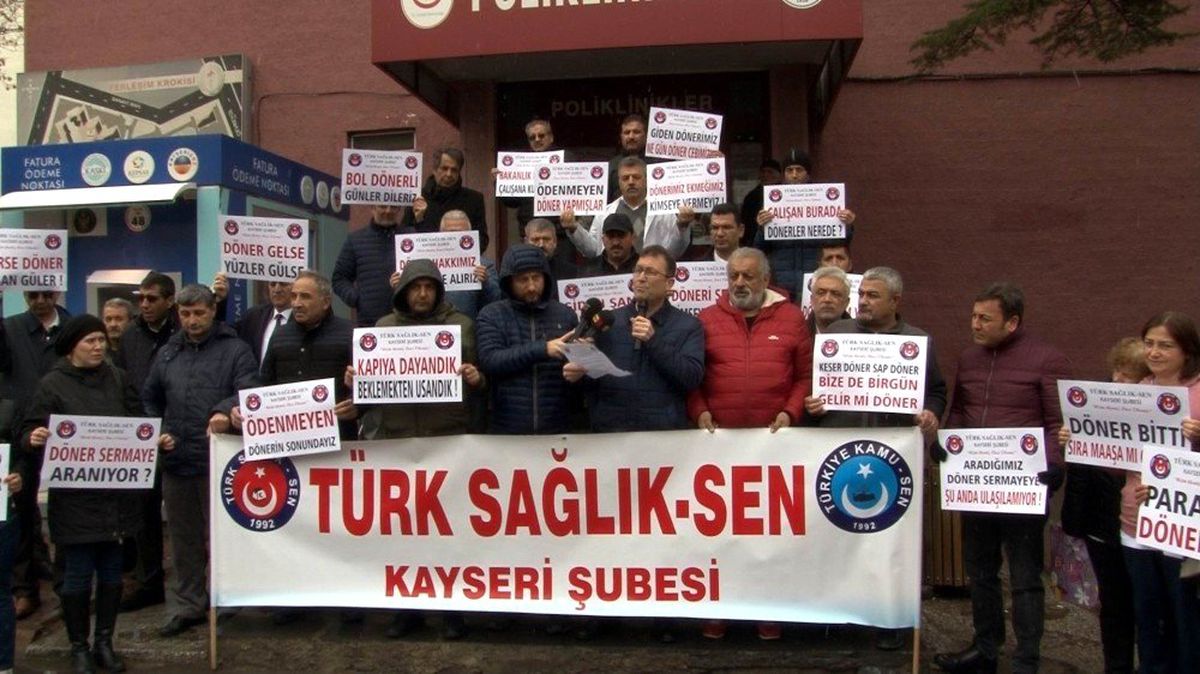 Türk Sağlık-Sen\'den \'İrmik helvalı\' döner sermaye tepkisi