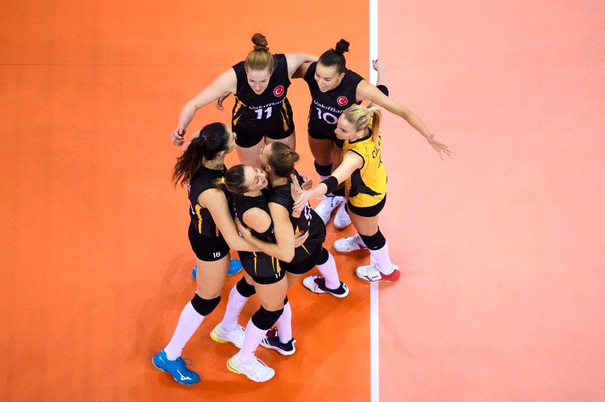 VakıfBank, Igor Gorgonzola Novara\'ya 3-2 mağlup oldu