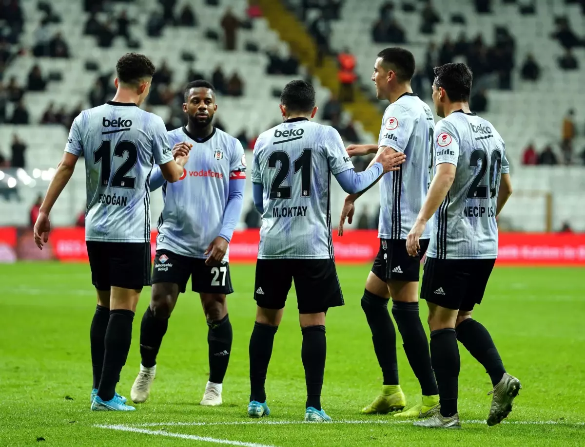 Ziraat Türkiye Kupası\'nda Beşiktaş evinde ağırladığı Erzincanspor\'u 3-0 mağlup etti