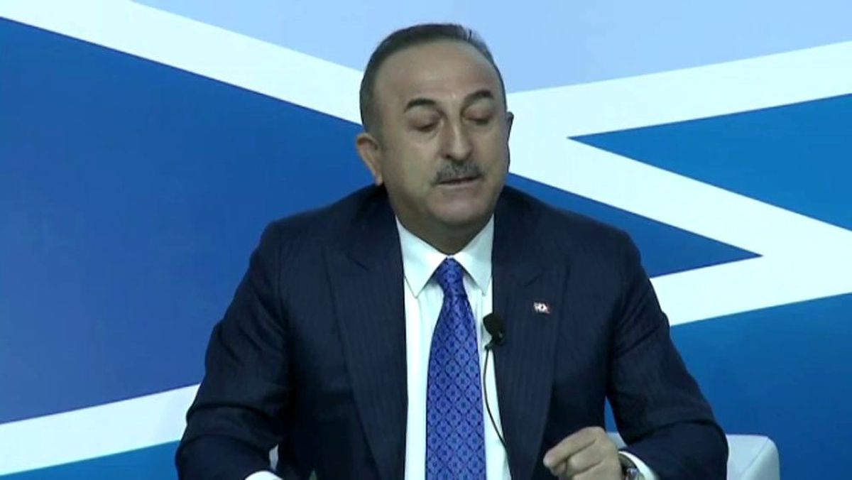 Bakan Çavuşoğlu: "Büyükelçinin sınır dışı edilmesi kabul edilemez"