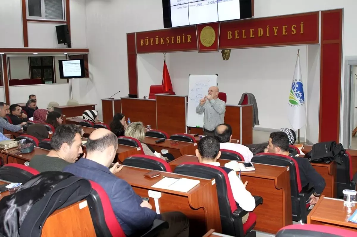 Eğitim seminerinde imar mevzuatı ele alındı