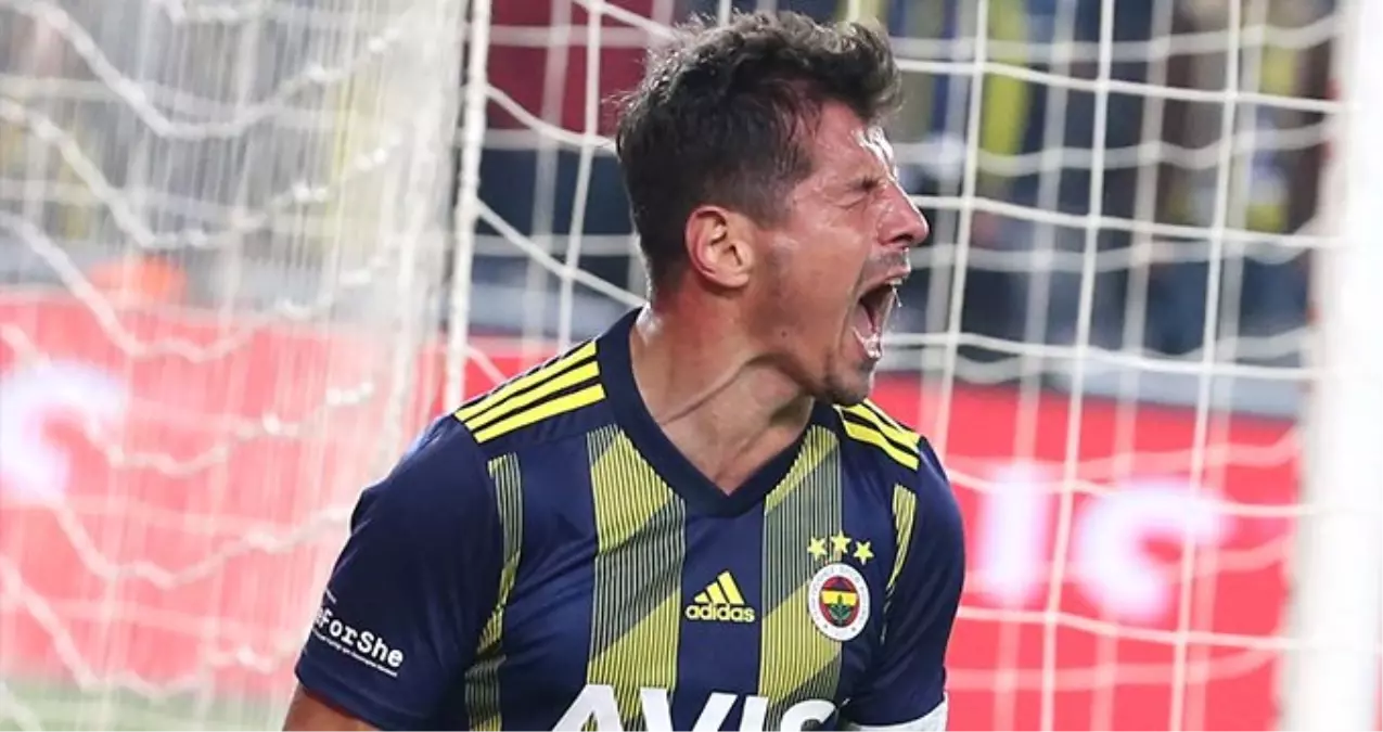 Emre Belözoğlu sinirden reklam panolarını tekmeledi!