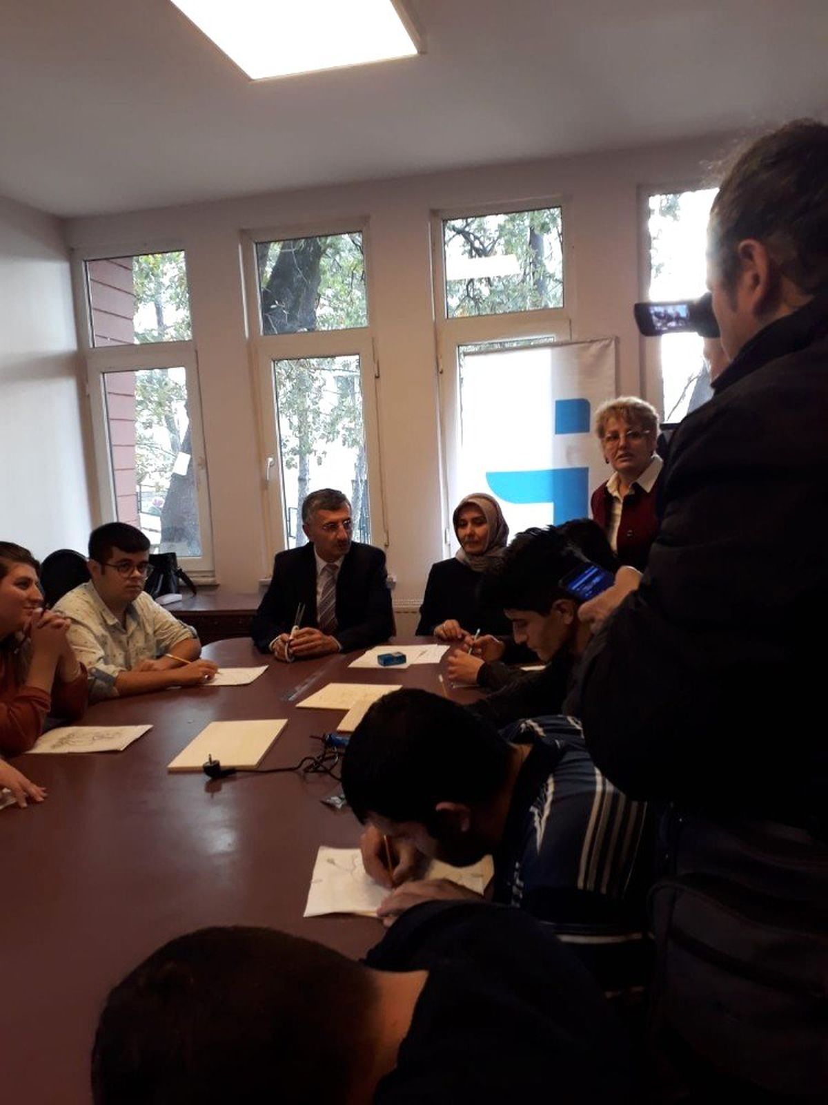 Engellilere yönelik "Ahşap Yakma Tekniği" kursu açıldı