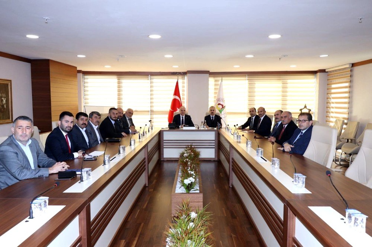 Karayolları heyeti Düzce\'yi ziyaret etti