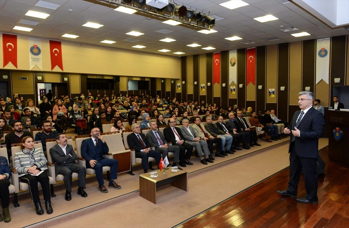 KSÜ\'de "Dijitalleşen Ekonomilerde Rekabet ve Ahlak" konulu konferans
