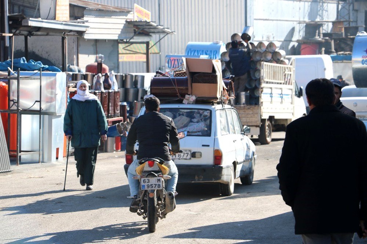 Şanlıurfa\'da hava soğuyunca sobaya talep arttı