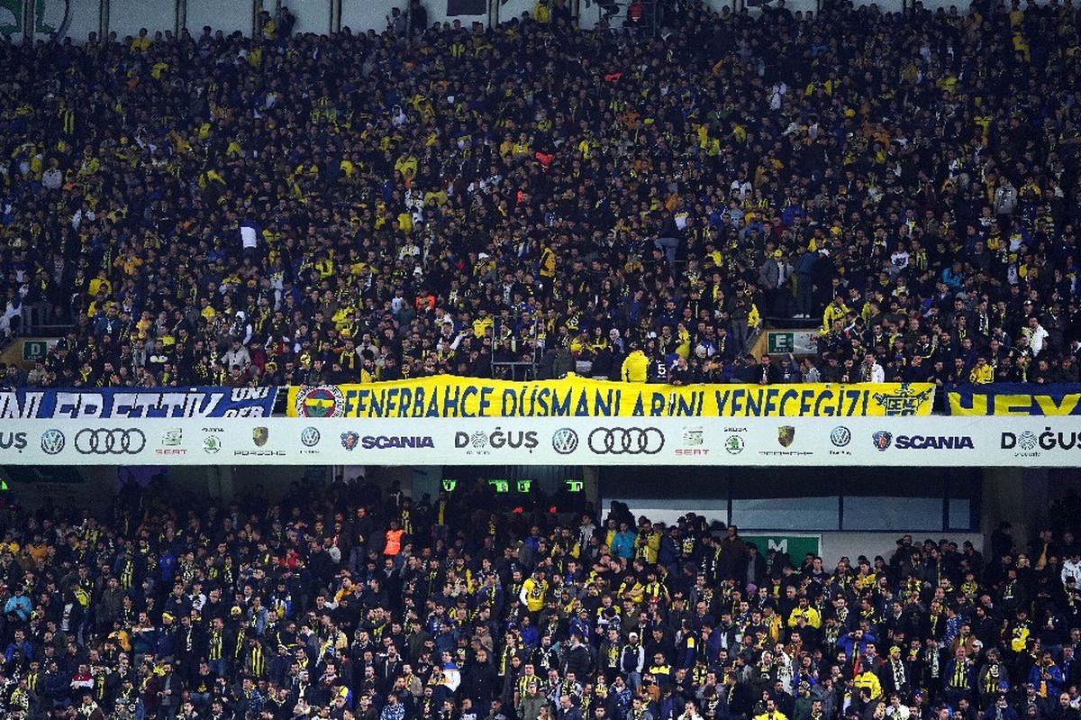 Süper Lig: Fenerbahçe: 0 - Gençlerbirliği: 1 (Maç devam ediyor)