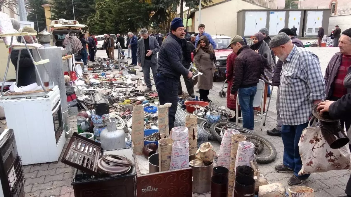 Tokat\'ta asırlık Cuma Pazarı geleneği