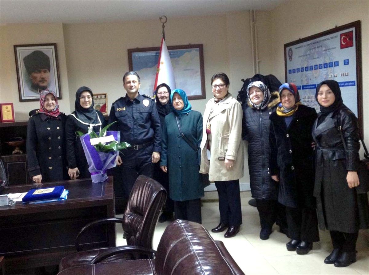 AK Parti Karamürsel İlçe Kadın Kollarından ziyaret