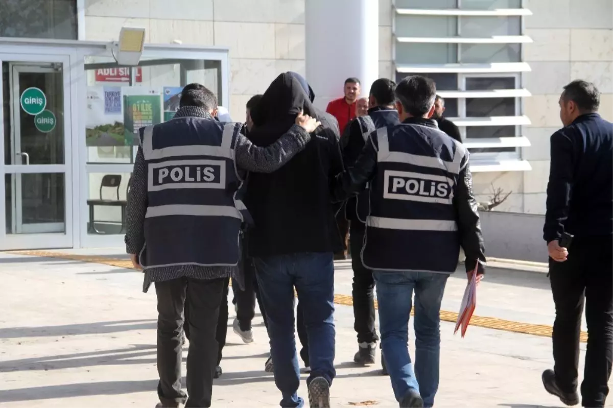 Elazığ\'da hırsızlık operasyonu: 10 şüpheli adliyeye sevk edildi