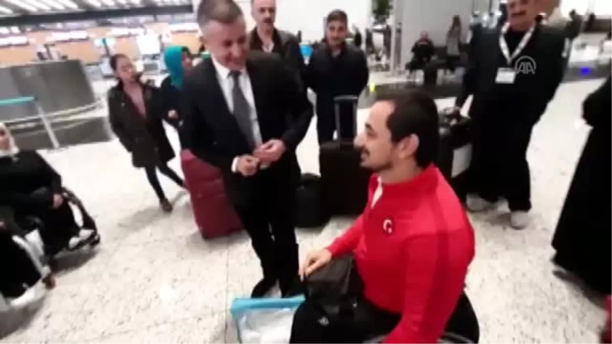 HURSAD, paralimpik sporcuları umreye gönderdi