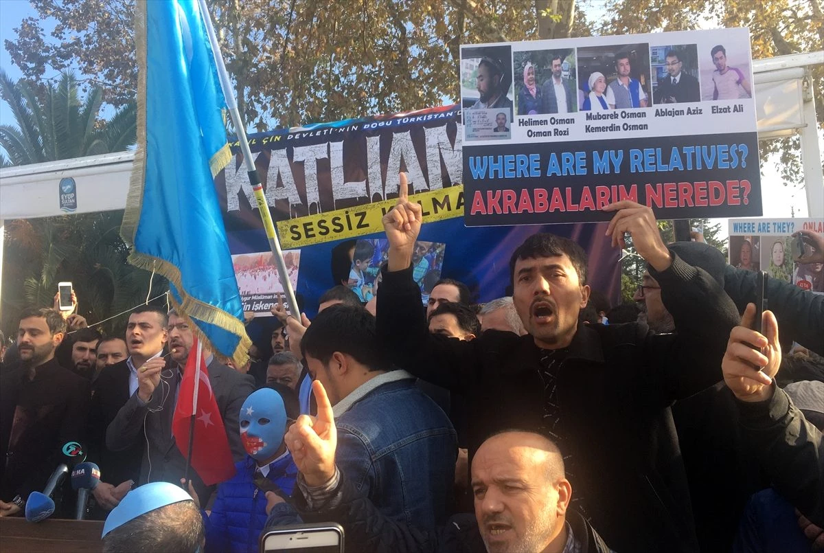 İstanbul\'da Çin\'in Doğu Türkistan politikaları protesto edildi