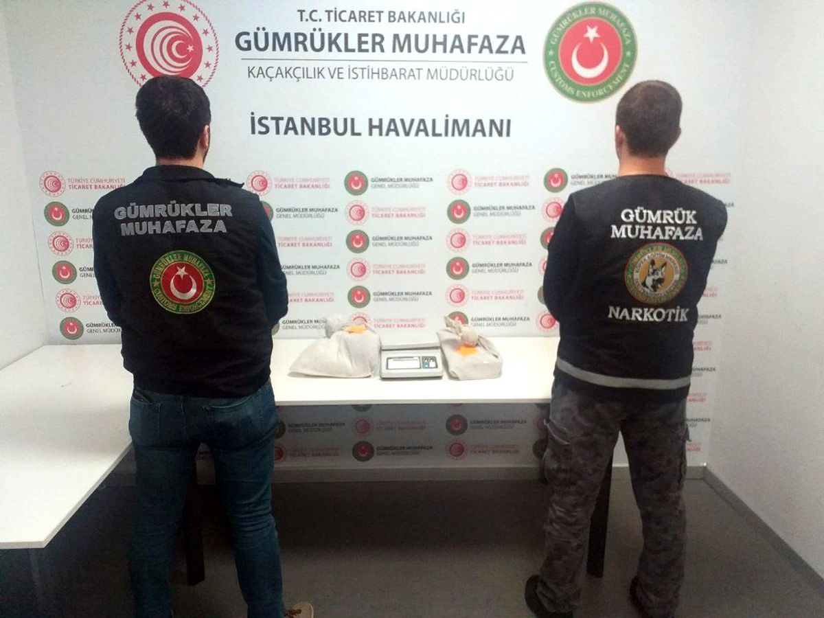 İstanbul Havalimanı\'nda 1 buçuk milyonluk kokain operasyonu