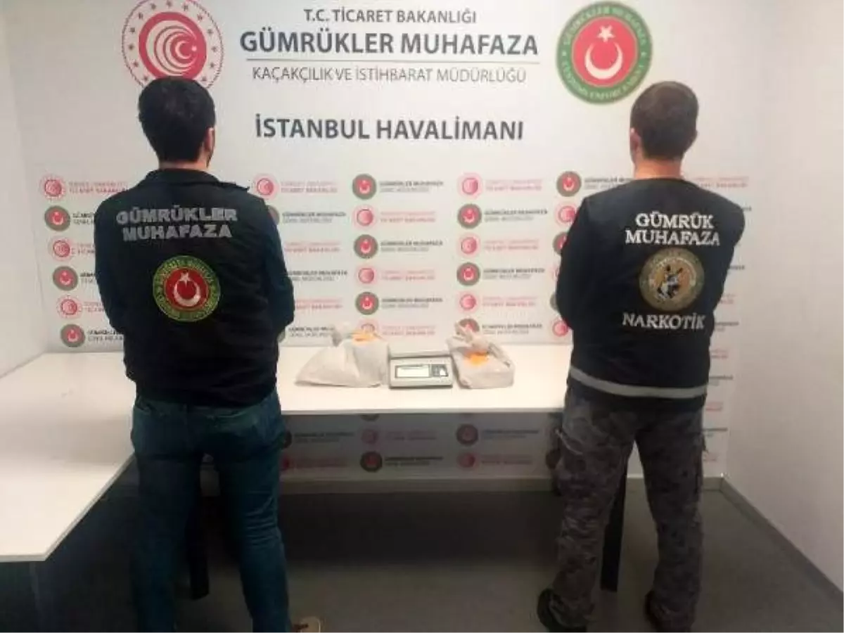 İstanbul Havalimanı\'nda 4 kilo 595 gram kokain ele geçirildi