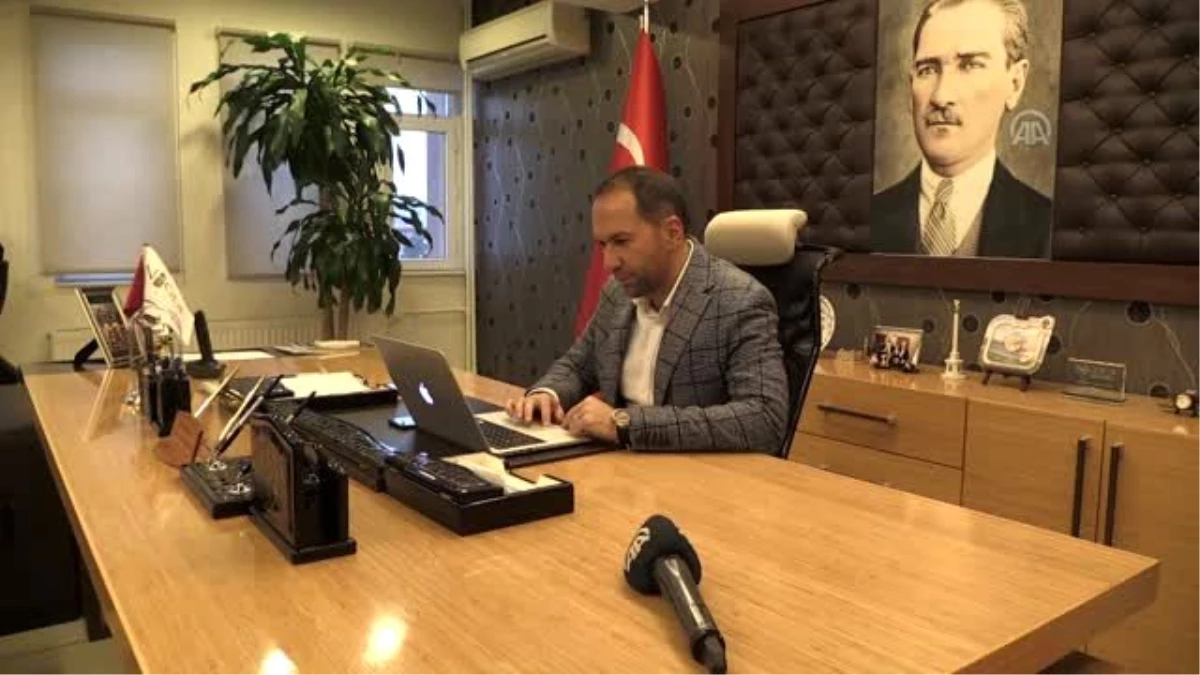 Niğde Belediye Başkanı Özdemir, AA\'nın "Yılın Fotoğrafları" oylamasına katıldı